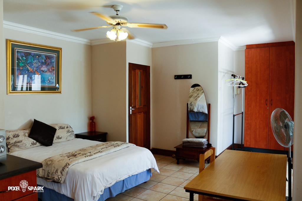 Tyday Accommodation Port Elizabeth Exteriér fotografie